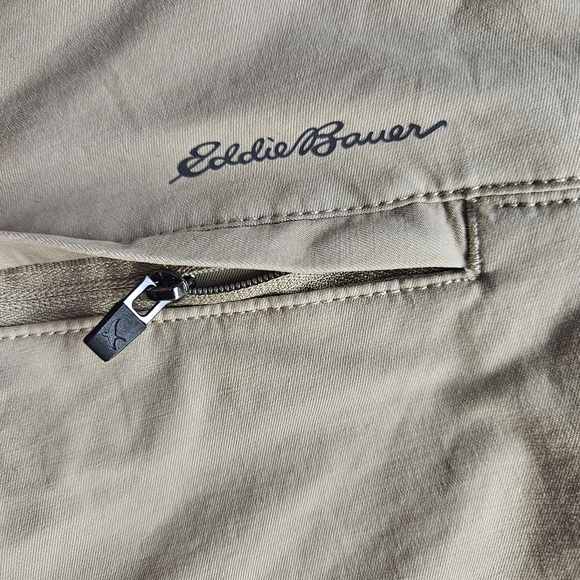NWT !!! Eddie Bauer Mr. Voyager Flex Chino Men's Flat Front Shorts Size 33 - Picture 4 of 5